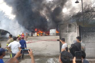 Gudang Solar yang terbakar di jalan Sidodadi, diduga milik Efendi