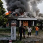 Rumah warga di kampung Pangkalan Makmur terbakar
